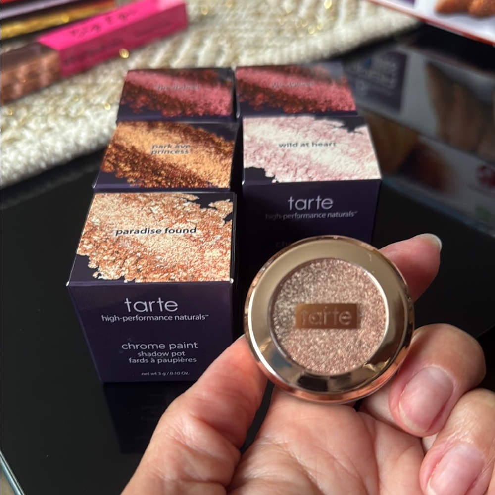 Tarte Chrome Paint Shadow Pot